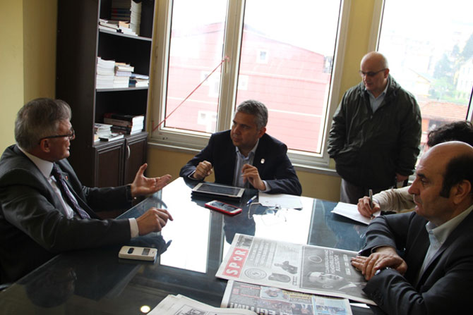 kenan-biyika-volkan-canalioglu-destegi-2.jpg kenan-biyika-volkan-canalioglu-destegi-2.jpg