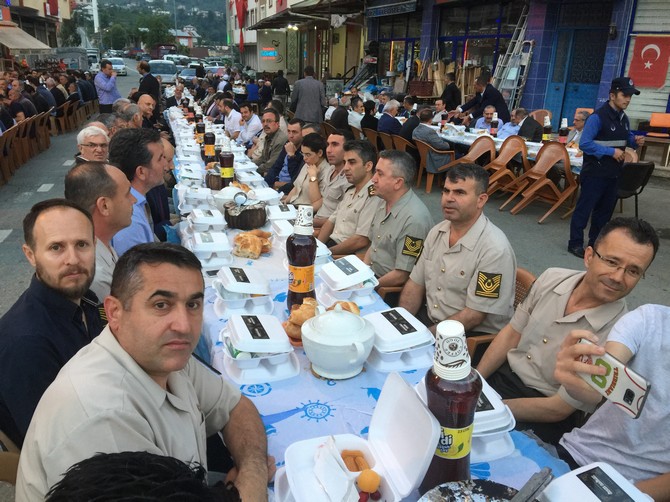 kendirli-belediyesinden-2-bin-kisilik-sokak-iftari-(4).jpg