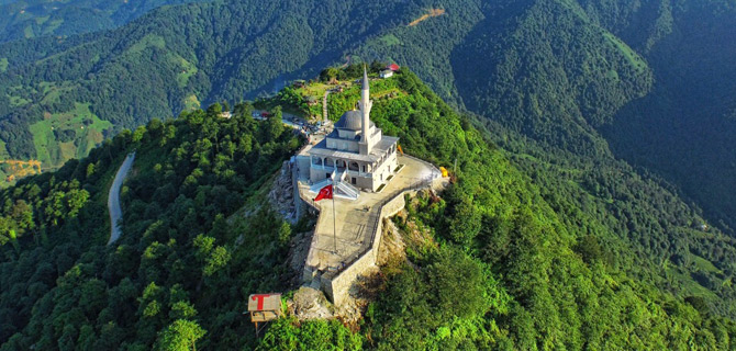 kibledagi-cami-guneysu-rize.jpg