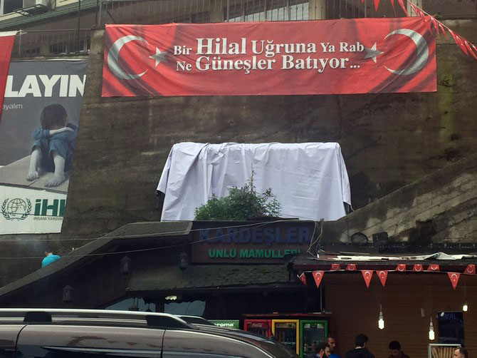 kilicdaroglu’na-rize’de-pankartli-protesto1.jpg kilicdaroglu’na-rize’de-pankartli-protesto1.jpg