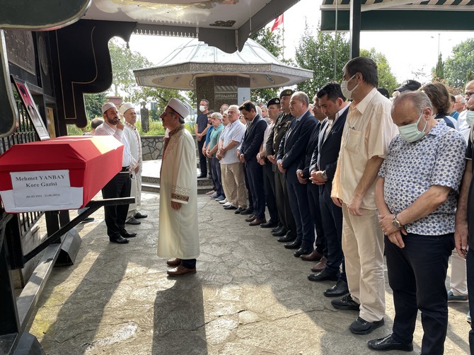 kore-gazisi-mehmet-yanbayin-cenazesi-2.jpg