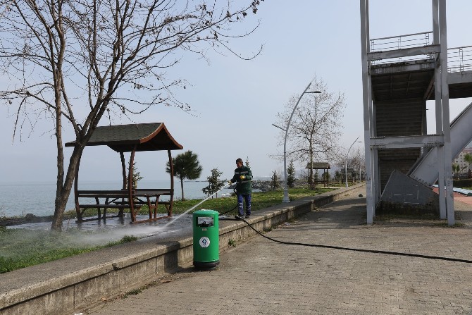 koronaviruse-karsi-rize-belediyesi-dezenfekte-calismalarini-arttirdi-(5).jpg