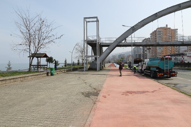 koronaviruse-karsi-rize-belediyesi-dezenfekte-calismalarini-arttirdi-(8).jpg
