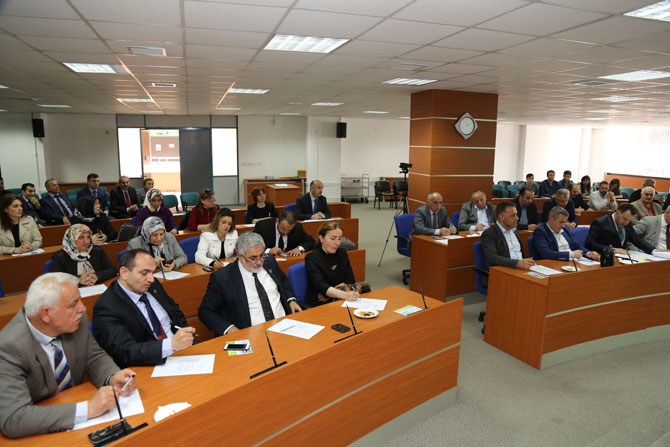 ktu’lu-ogrenciler-rize-belediye-meclis-toplantisinda-2.jpg ktu’lu-ogrenciler-rize-belediye-meclis-toplantisinda-2.jpg