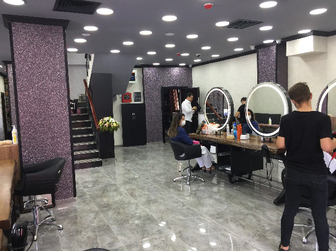 kuafor-kadir-guzellik-salonu-yeniden-hizmete-basladi-(3).jpg
