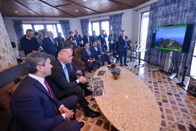 kultur-ve-turizm-bakani-ersoy-rize-guneysu-handuzu-yaylasinda-incelemede-1.jpg