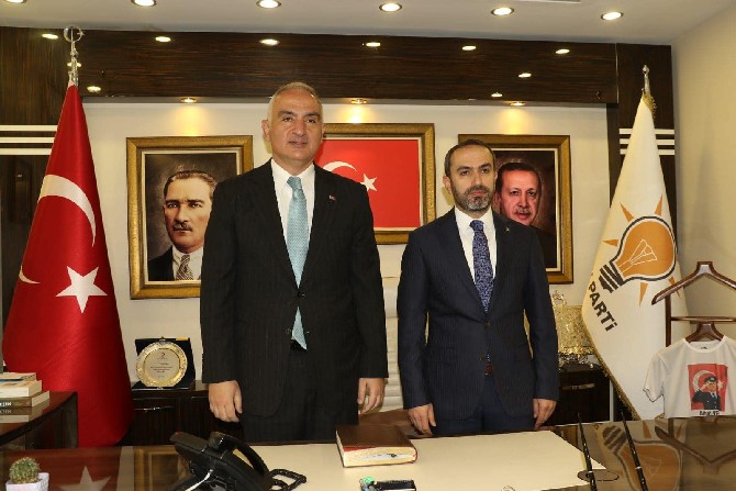 kultur-ve-turizm-bakani-mehmet-nuri-ersoy-3.jpg
