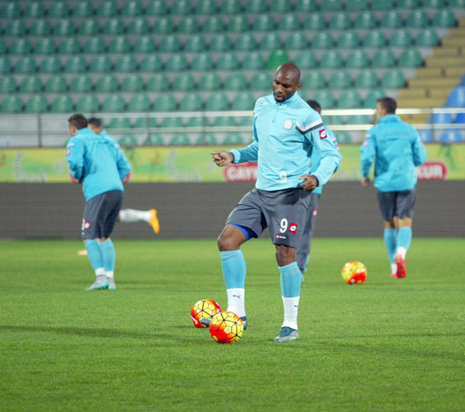 kweuke-rizespor-002.jpg kweuke-rizespor-002.jpg