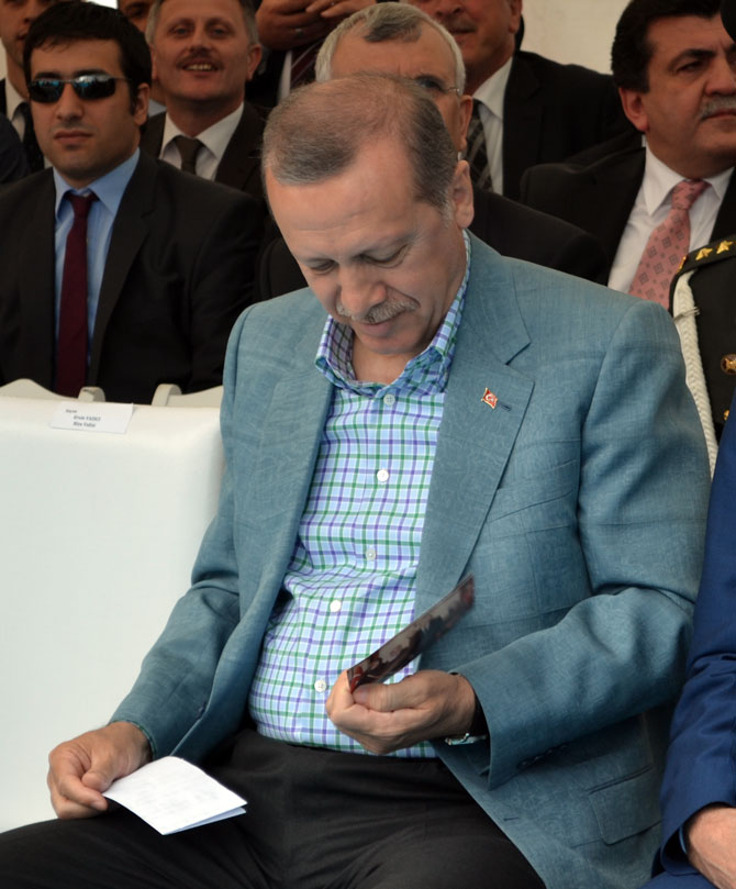 leyla-erdeniz-fotograf-erdogan3.jpg leyla-erdeniz-fotograf-erdogan3.jpg