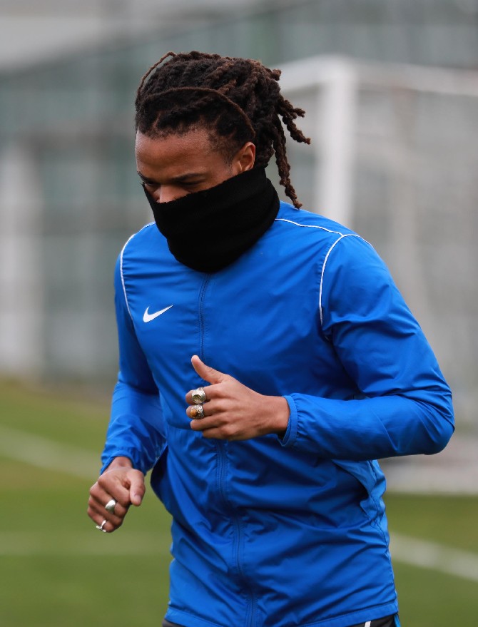 loic-remy-007.jpg