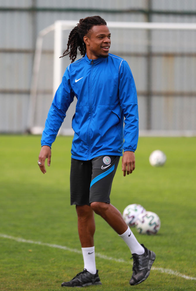 loic-remy-010.jpg