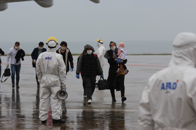 makedonya’dan-270-kisi-trabzon’a-getirildi-(1).jpg