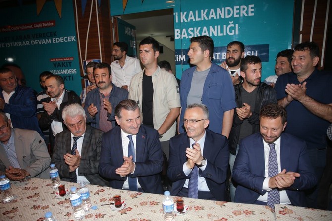 maliye-bakani-naci-agbal-ile-genclik-ve-spor-bakani-osman-askin-bak,-rizenin-kalkandere-ilcesin-(4).jpg