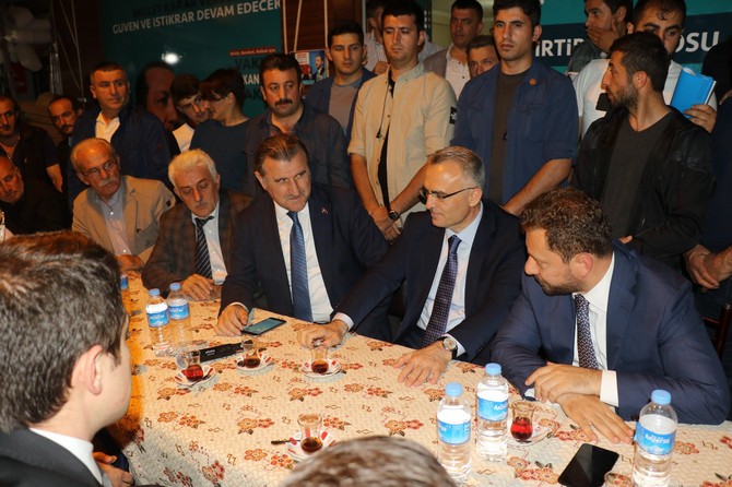 maliye-bakani-naci-agbal-ile-genclik-ve-spor-bakani-osman-askin-bak,-rizenin-kalkandere-ilcesin-(5).jpg