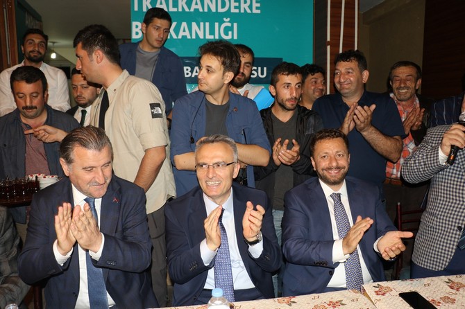 maliye-bakani-naci-agbal-ile-genclik-ve-spor-bakani-osman-askin-bak,-rizenin-kalkandere-ilcesin-(7).jpg