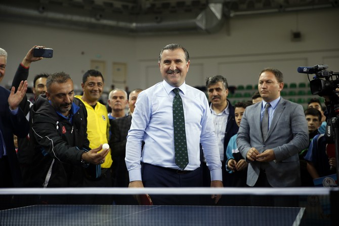 masa-tenisi-turkiye-sampiyonasi-rizede-basladi.-acilis-bakan-osman-askin-baktan-(3).jpg
