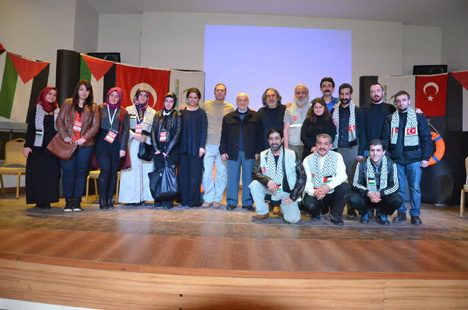 mavi-marmara-saldirisi-cayeli’nde-sahneye-tasindi--5.jpg mavi-marmara-saldirisi-cayeli’nde-sahneye-tasindi--5.jpg