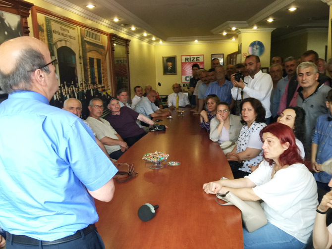 mehmet-bekaroglu-rizede-2.jpg mehmet-bekaroglu-rizede-2.jpg