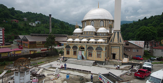 melyat-cami-ibadete-acildi-1.jpg melyat-cami-ibadete-acildi-1.jpg