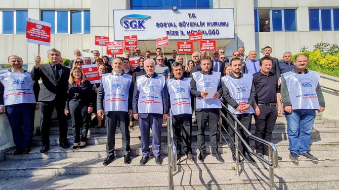 memur-sen-rize-il-baskani-seyit-ali-yilmaz-sgk-personelinin-magduriyeti-artik-son-bulsun-emekleri-zayi-olmasin-diye-her-platformda-eylem-ve-aciklamalar-yapacaklarini-kaydetti-3.jpg