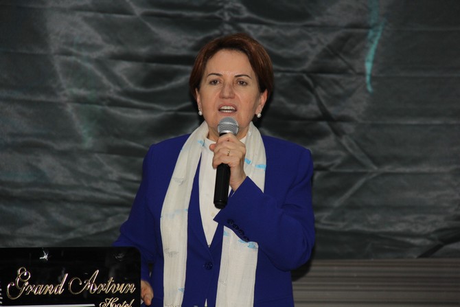 meral-aksener-artvinde-(1).jpg