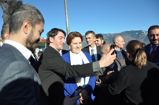 meral-aksener-artvinde-(2).jpg