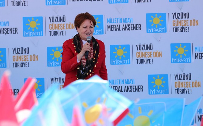 meral-aksener-rize-mitingi-(4).jpg