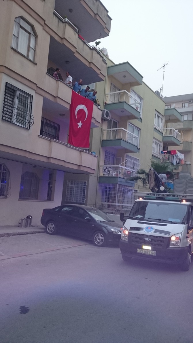 mersin’e-sehit-atesi-dustu-(3).jpg