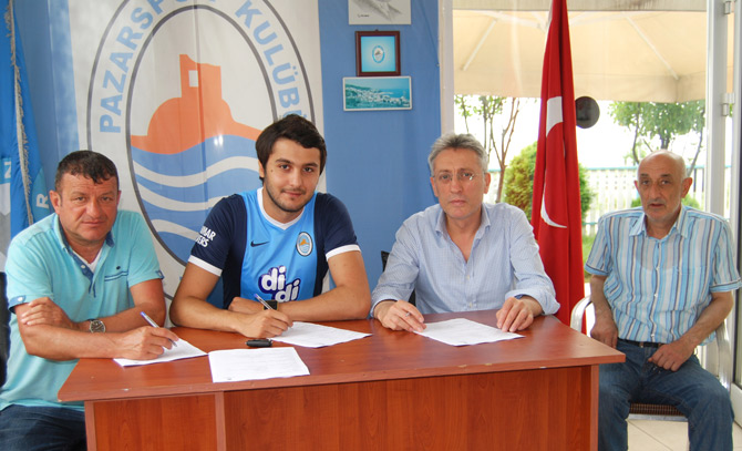 mert-ege-ozeren-pazarsporda-2.jpg mert-ege-ozeren-pazarsporda-2.jpg