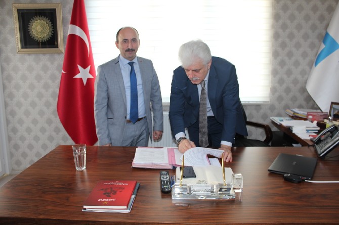 mesleki-egitim-kursu-dâhilinde,-rize-calisma-ve-is-kurumu-il-mudurlugu-ve-camlihemsin-halk-egitim-merkezi-mudurlugu-arasinda-is-birligi-kapsaminda-protokol-imzalandi-(2).jpg