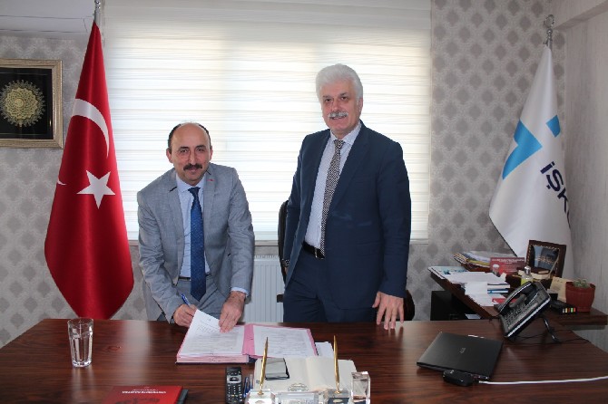 mesleki-egitim-kursu-dâhilinde,-rize-calisma-ve-is-kurumu-il-mudurlugu-ve-camlihemsin-halk-egitim-merkezi-mudurlugu-arasinda-is-birligi-kapsaminda-protokol-imzalandi-(3).jpg