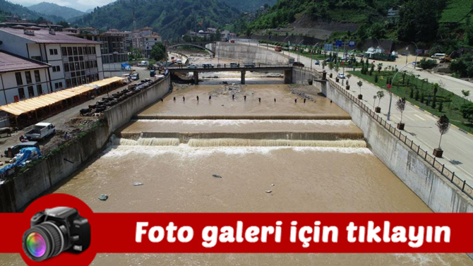meteorolojinin-uyarisi-ve-afadin-mudahalesiyle-rize-ve-artvinde-olasi-can-kayiplarinin-onune-gecildi.jpg