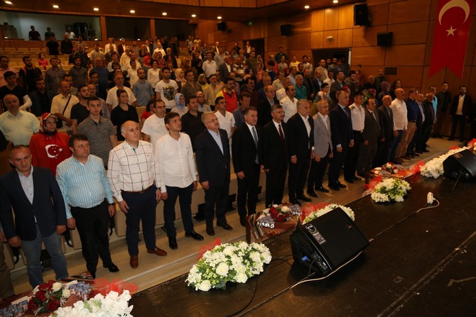 metin-rize-belediyesinin-15-temmuz-konferansina-katildi-(1).jpg