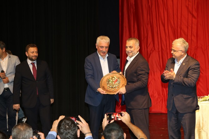 metin-rize-belediyesinin-15-temmuz-konferansina-katildi-(12).jpg