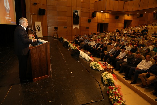 metin-rize-belediyesinin-15-temmuz-konferansina-katildi-(8).jpg