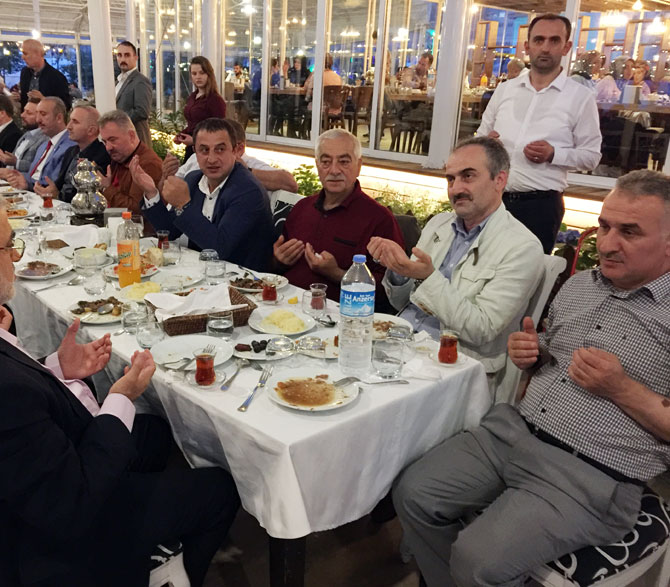 milletvekili-hasan-karal,-muhtarlarla-ve-basin-mensuplariyla-iftarda-bulustu-(13).jpg