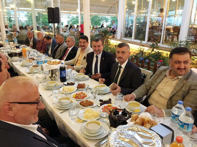 milletvekili-hasan-karal,-muhtarlarla-ve-basin-mensuplariyla-iftarda-bulustu-(5).jpg