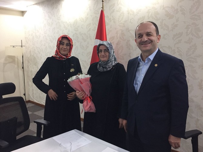 milletvekili-hikmet-ayar,-kadem-rize-yonetimi-ile-bir-araya-geldi-(4).jpg