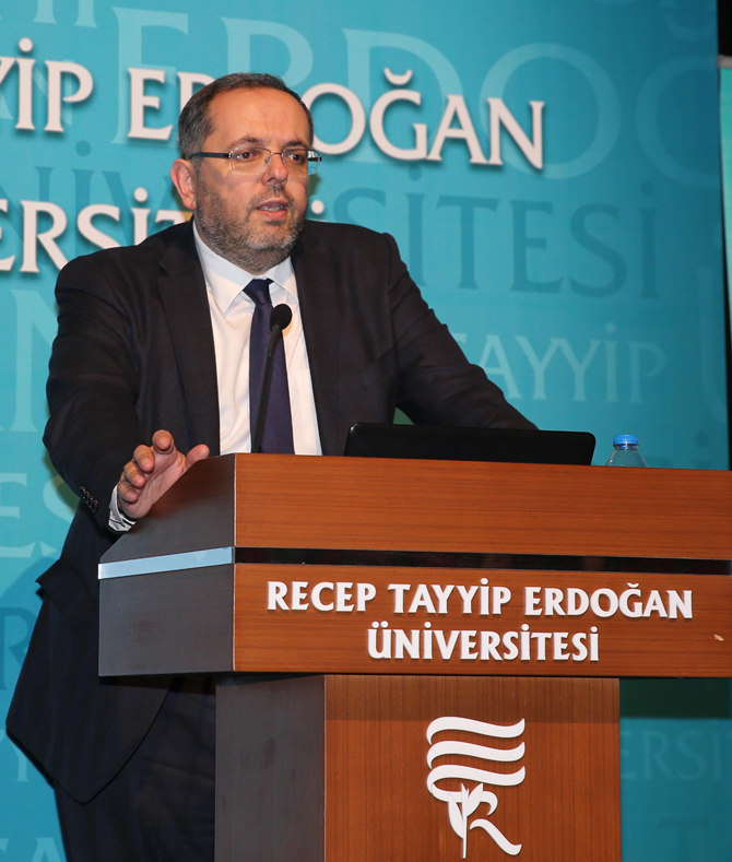 milli-savunma-universitesi-rektoru-prof.-dr.-erhan-afyoncu-recep-tayyip-erdogan-universitesinde-duzenlenen-kulturel-diplomasi-soylesilerine-katildi-3.jpg