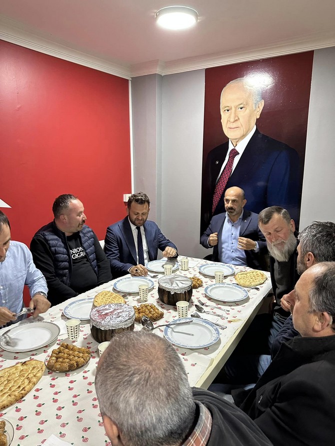 milliyetci-hareket-partisi-rize-milletvekili-aday-adayi-recep-ali-karakoyun-iftar-programinda-iyidere-ilcesine-konuk-oldu-6.jpg