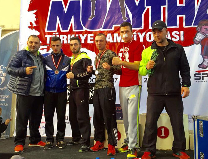 muaythai-de-rize-10-madalya-kazandi1-001.jpg