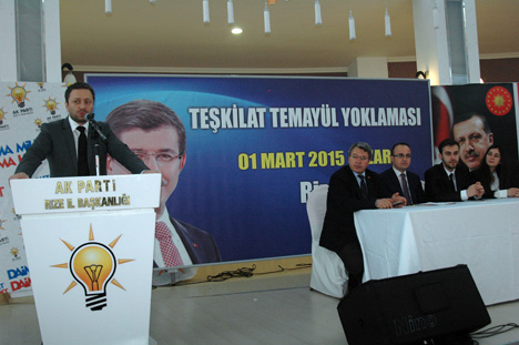 muhammed-avci-ak-parti-rize-temayul-yoklamasinda-konusma-yaparken.jpg