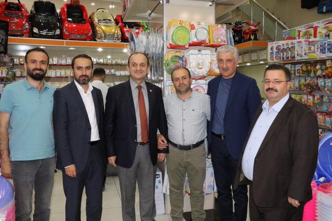 muhammed-avci-ve-hikmet-ayar-esnafla-bir-araya-geldi-(1).jpg