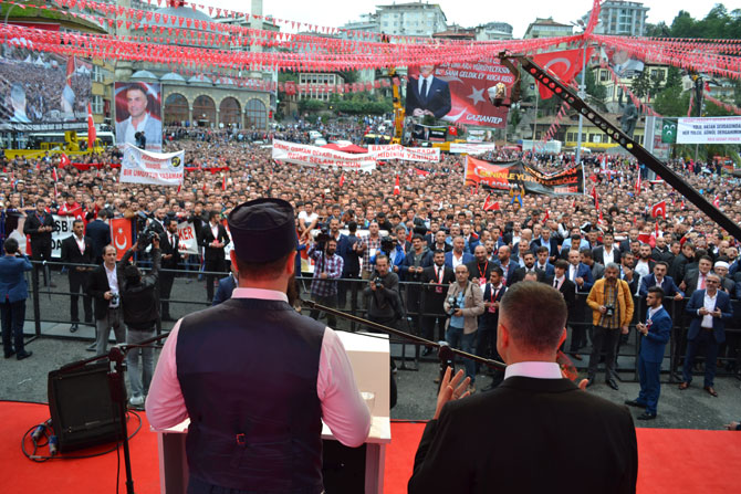 muhammed-gul-sedat-peker-5.jpg muhammed-gul-sedat-peker-5.jpg