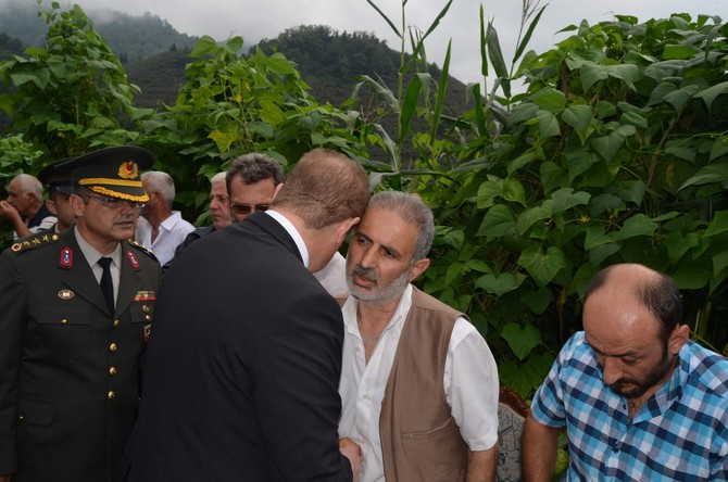 murat-durmaz-tunceli’den-trabzon’a-sehit-haberi-geldi-(9).jpg