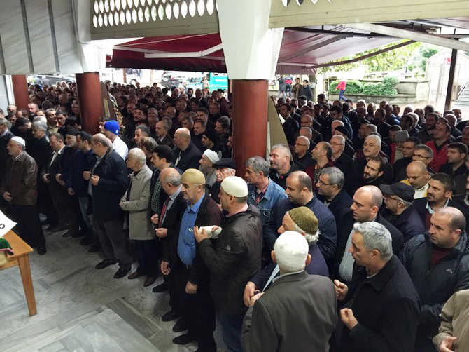 murvet-cillioglu-cenaze-toreni-(13).jpg
