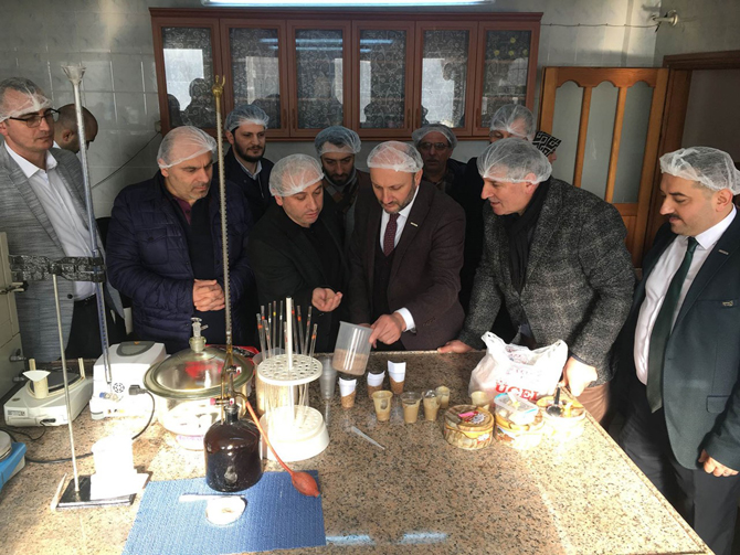 musiad’dan-ucel-helva-fabrikasina-ziyaret-2.jpg