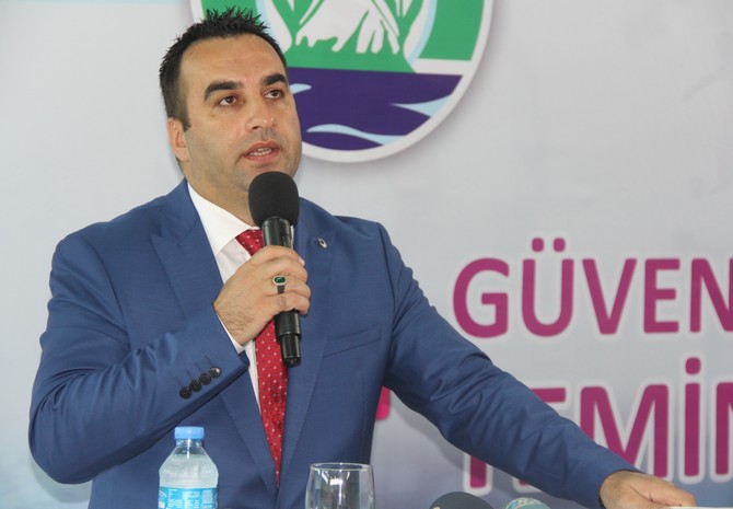 mustafa-celik-015.jpg mustafa-celik-015.jpg