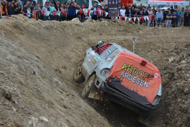 off-road-tutkunlari-orduda-yaristi-(20).jpg