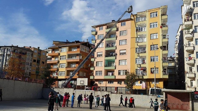 okul-bahcesindeki-deney,-yangina-neden-oluyordu-1.jpg okul-bahcesindeki-deney,-yangina-neden-oluyordu-1.jpg